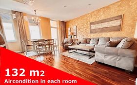 Swiss Central Luxury Apartment 132M2